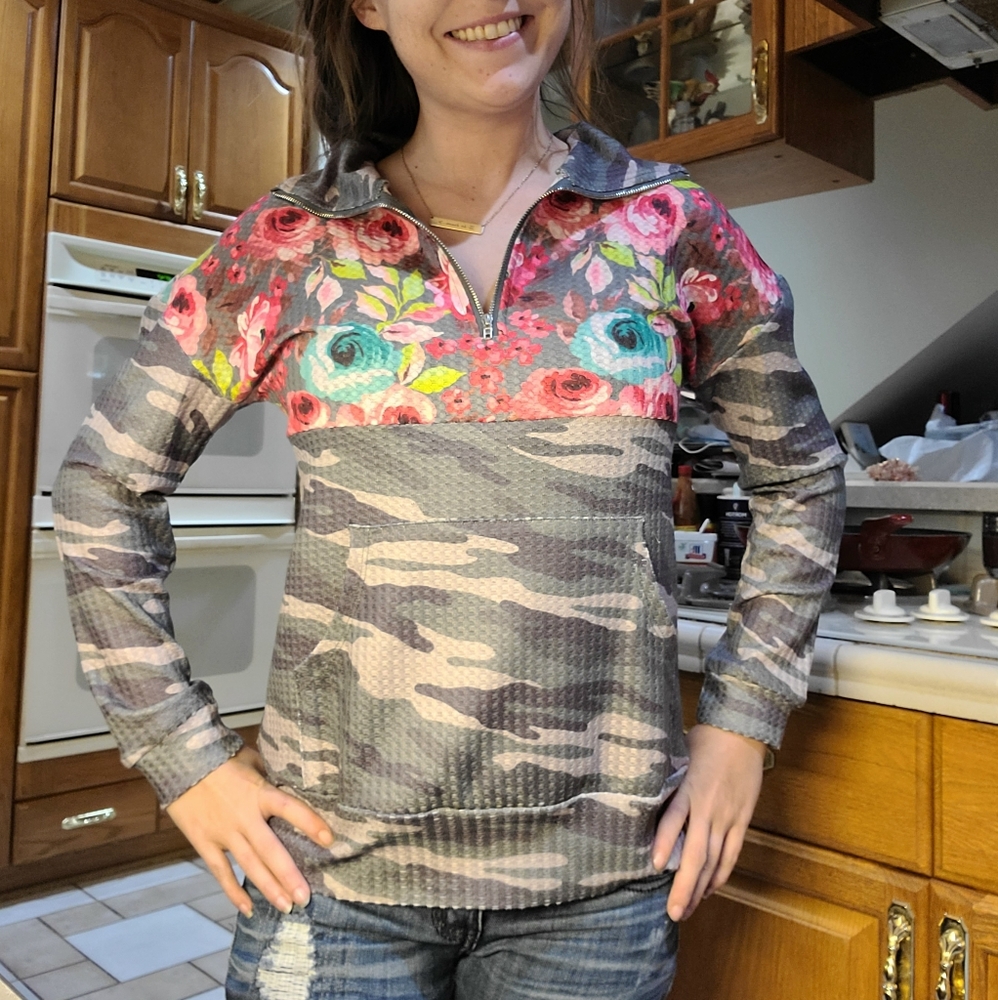 Crazy train NWOT Small
